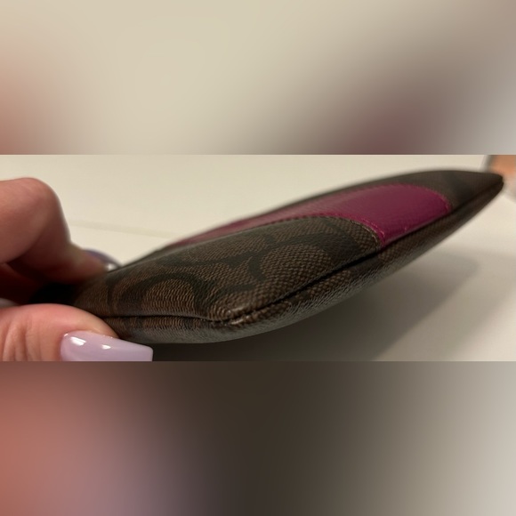 Authentic Coach Corner Zip Wristlet In Brown Signature Canvas with Magenta Strip - Picture 6 of 12